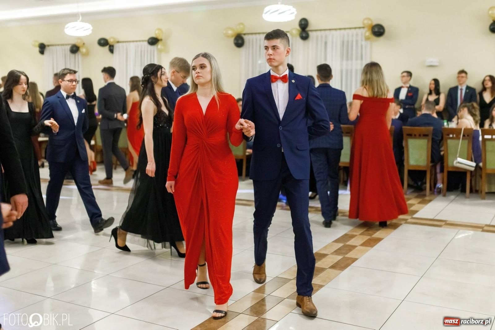 Zdjęcie w galerii na portalu naszraciborz.pl: Bal studniówkowy raciborskiego Mechanika [FOTO i WIDEO] wiadomości z regionu