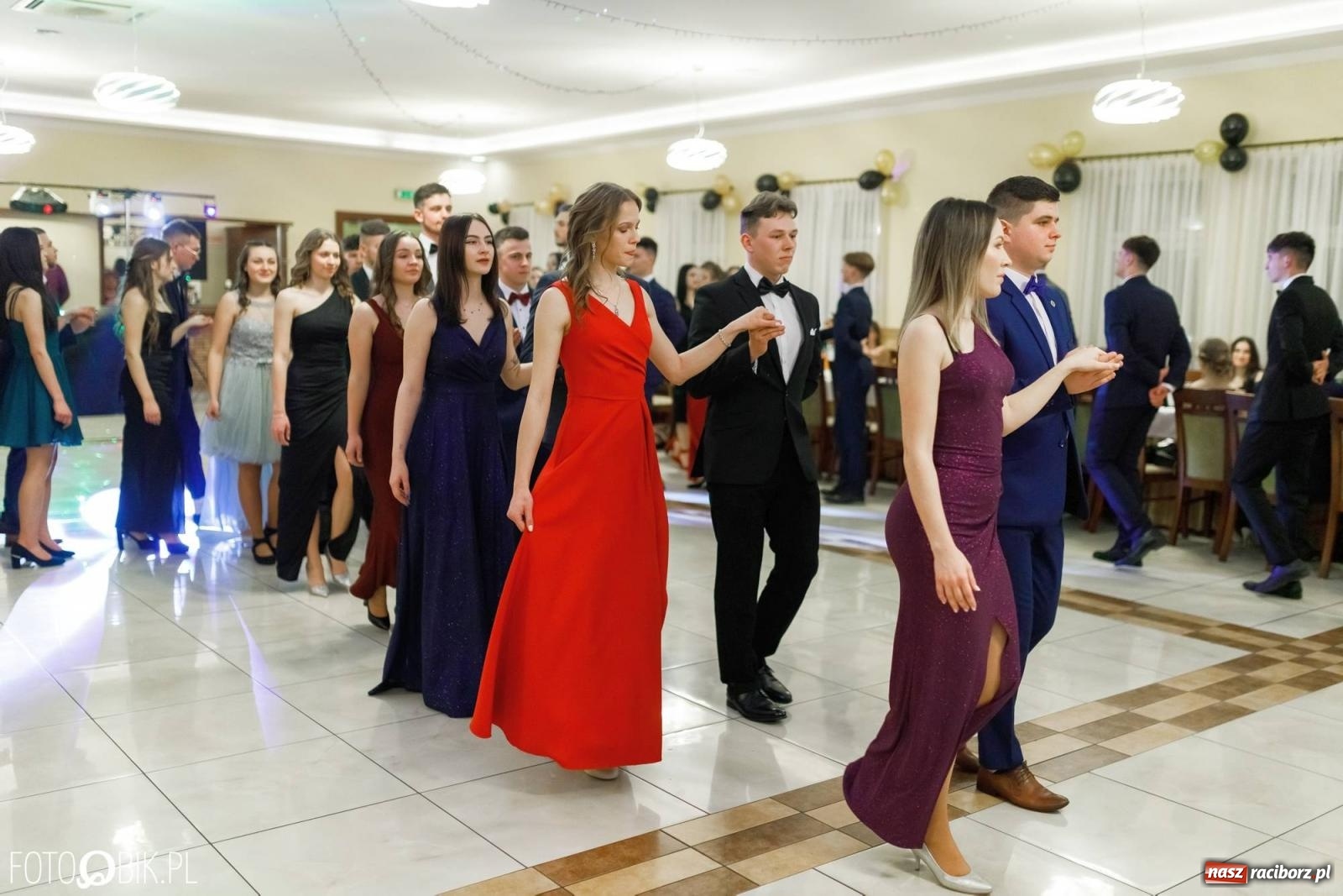 Zdjęcie w galerii na portalu naszraciborz.pl: Bal studniówkowy raciborskiego Mechanika [FOTO i WIDEO] wiadomości z regionu