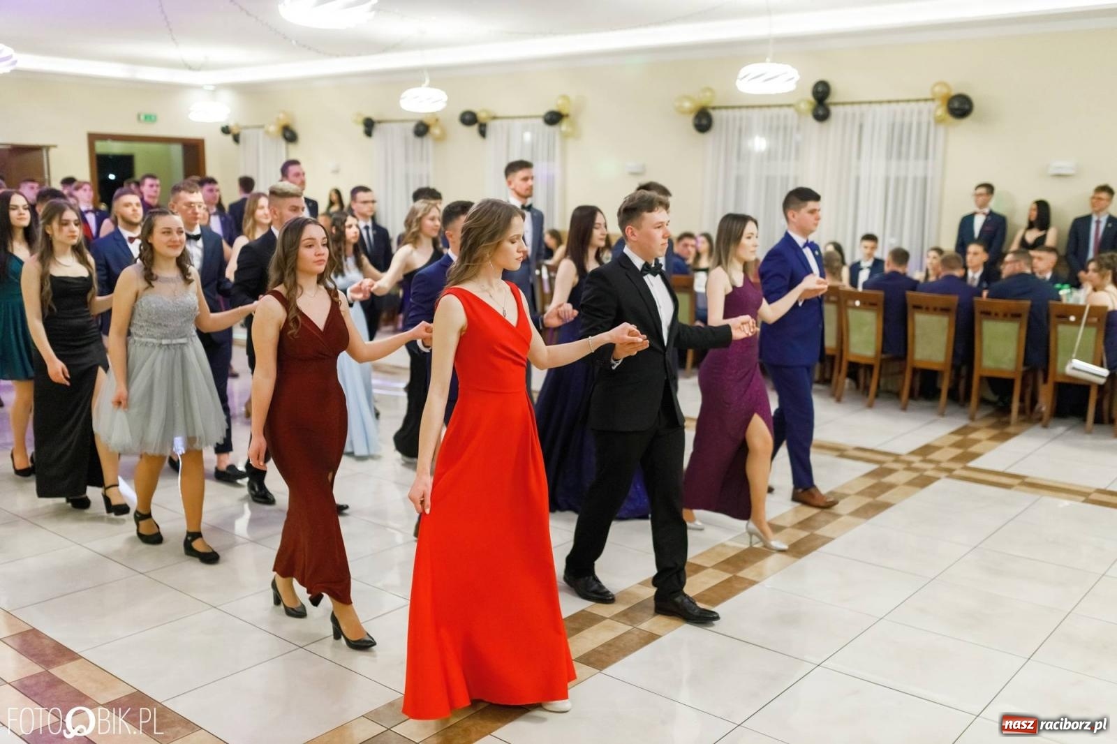 Zdjęcie w galerii na portalu naszraciborz.pl: Bal studniówkowy raciborskiego Mechanika [FOTO i WIDEO] wiadomości z regionu