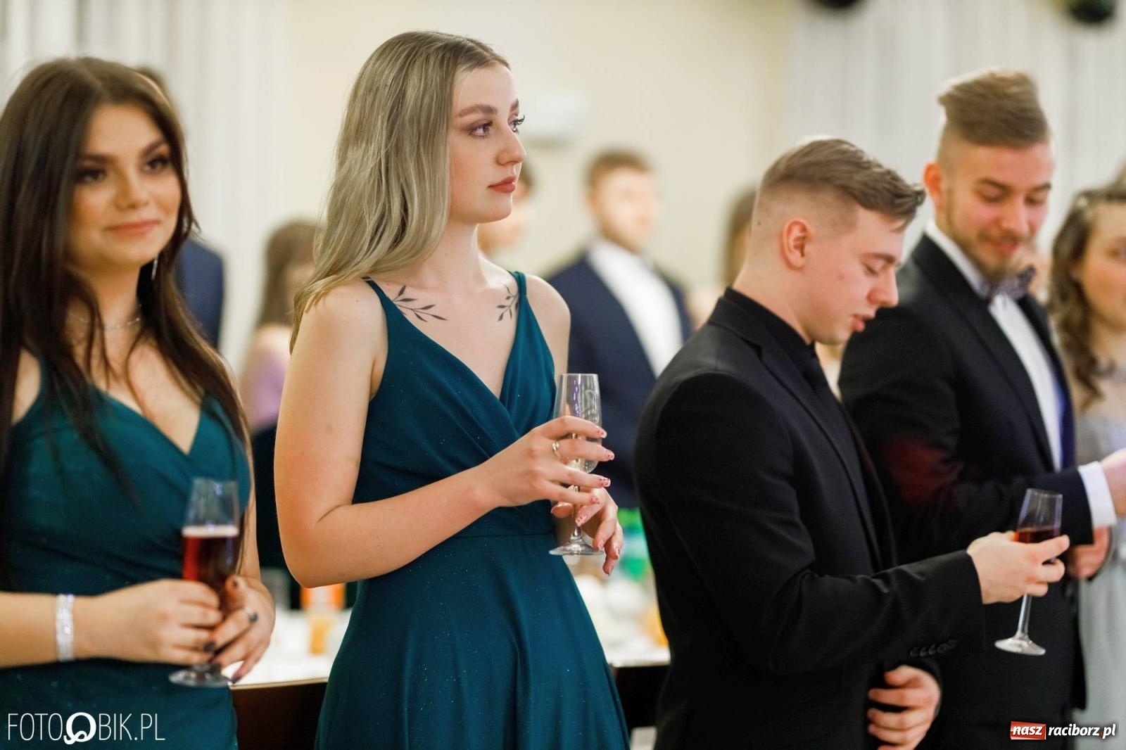 Zdjęcie w galerii na portalu naszraciborz.pl: Bal studniówkowy raciborskiego Mechanika [FOTO i WIDEO] wiadomości z regionu