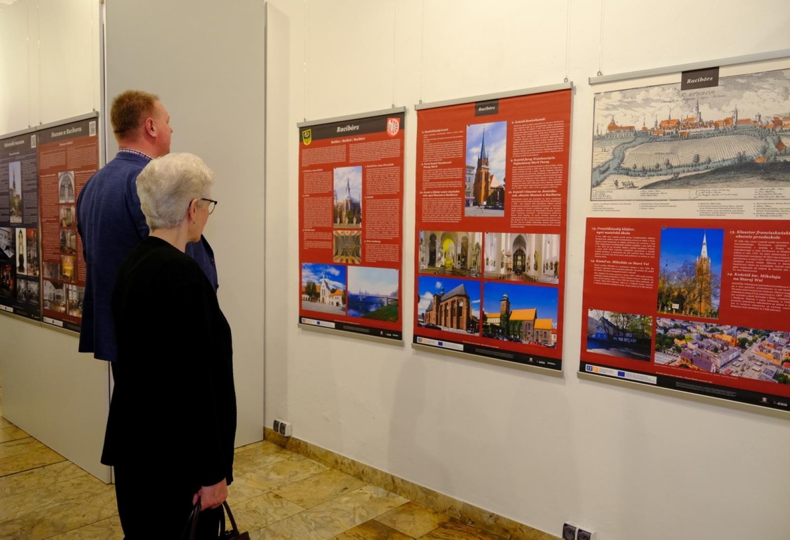 Zdjęcie w galerii na portalu naszraciborz.pl: Śląskie miasta wczoraj i dziś - nowa wystawa w Muzeum wiadomości z regionu