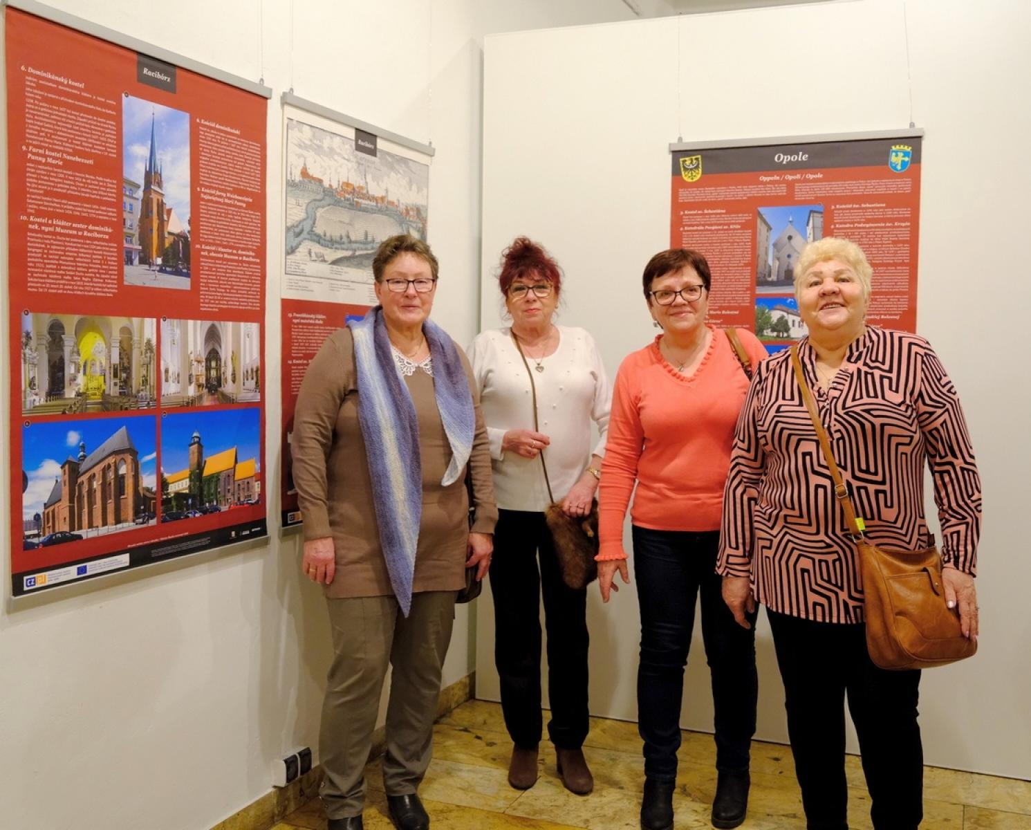 Zdjęcie w galerii na portalu naszraciborz.pl: Śląskie miasta wczoraj i dziś - nowa wystawa w Muzeum wiadomości z regionu