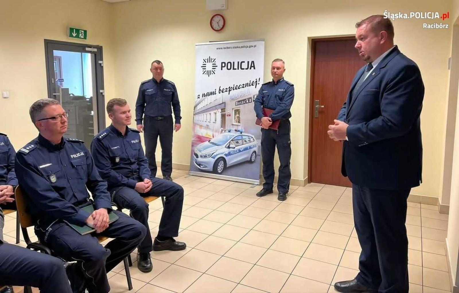 Zdjęcie w galerii na portalu naszraciborz.pl: Odprawa roczna w raciborskiej komendzie policji wiadomości z regionu