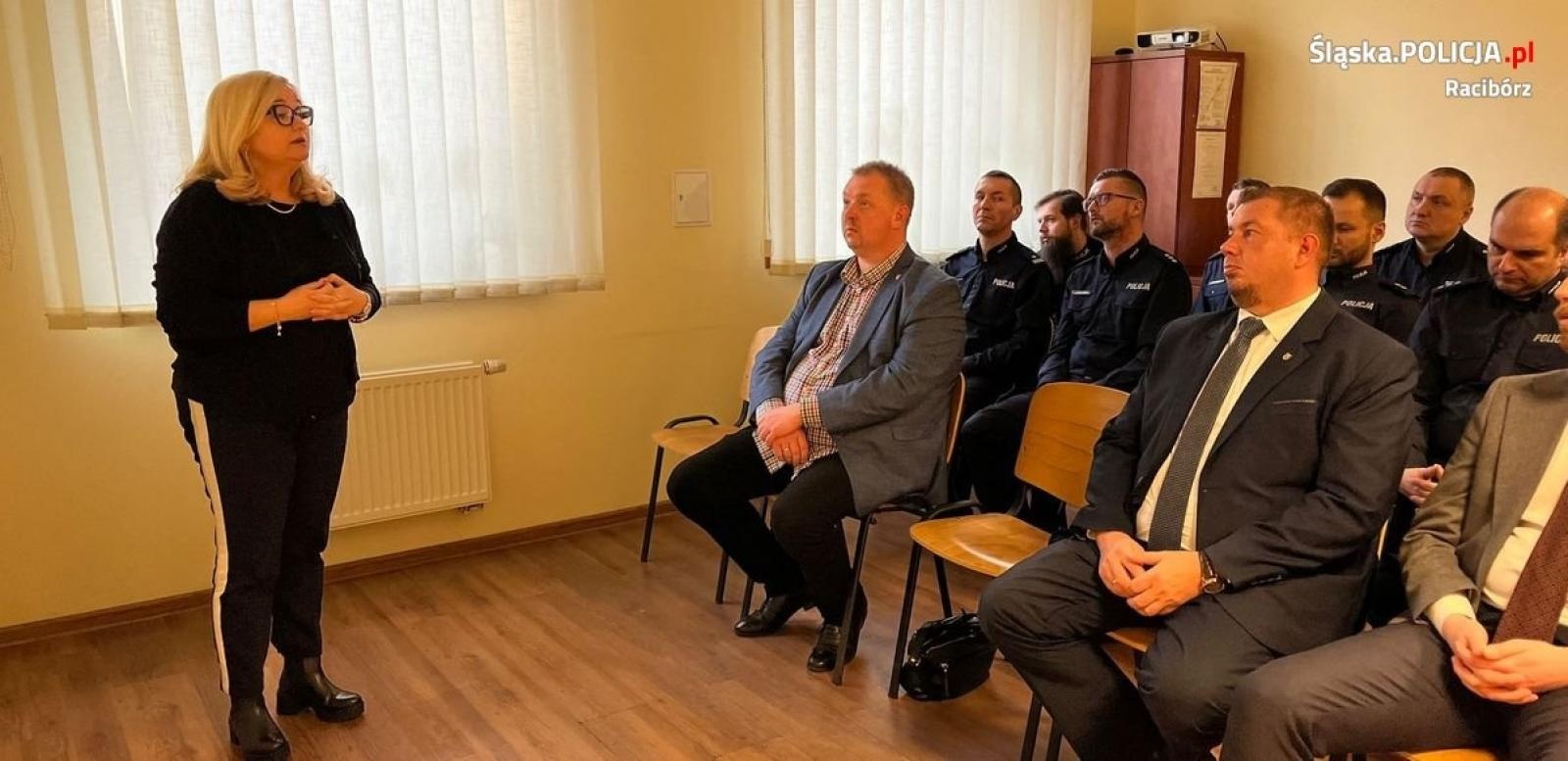 Zdjęcie w galerii na portalu naszraciborz.pl: Odprawa roczna w raciborskiej komendzie policji wiadomości z regionu