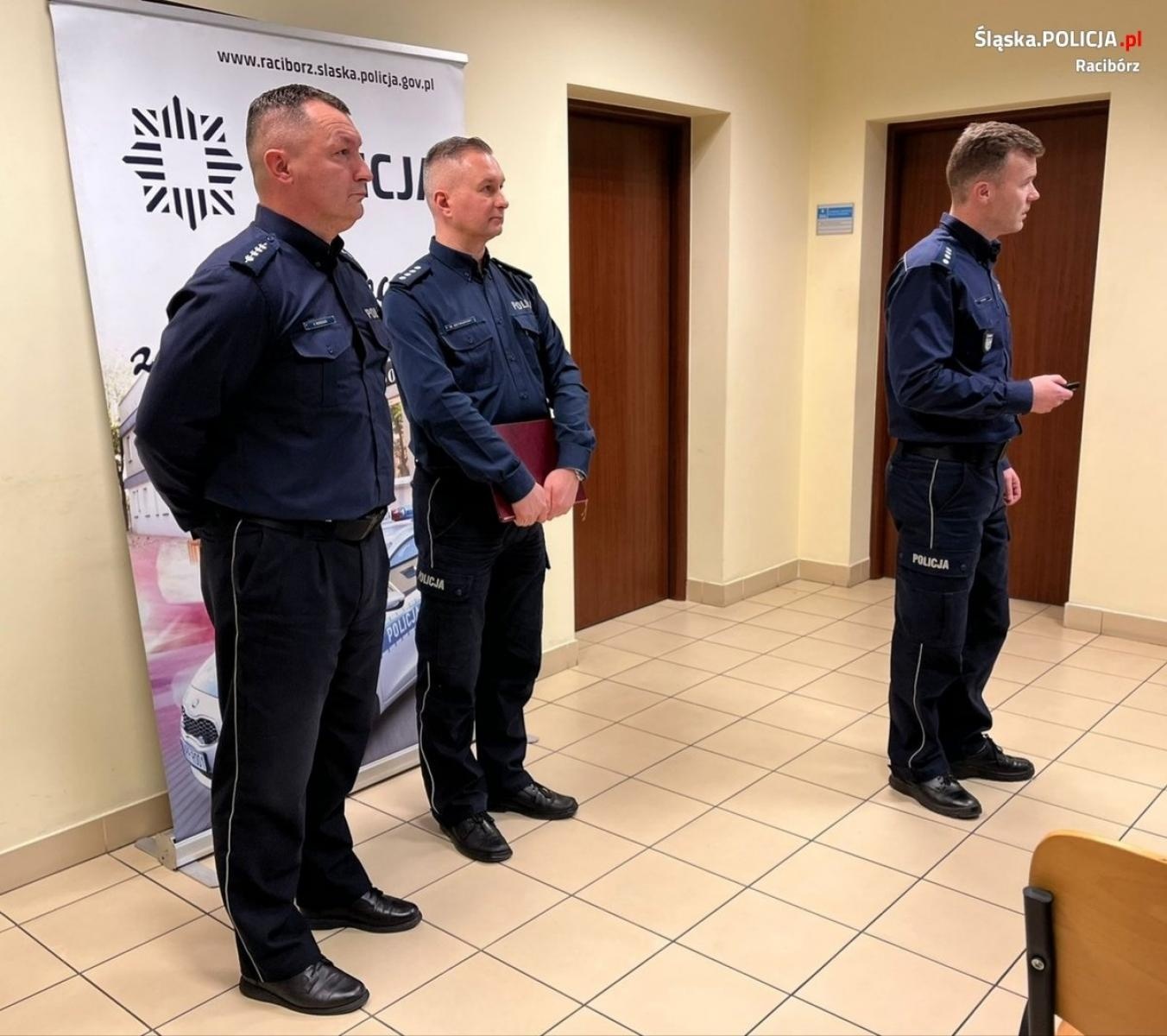 Zdjęcie w galerii na portalu naszraciborz.pl: Odprawa roczna w raciborskiej komendzie policji wiadomości z regionu