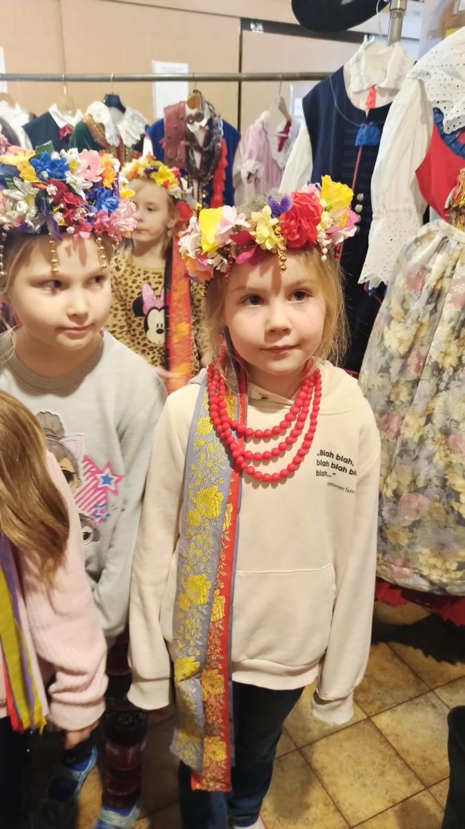 Zdjęcie w galerii na portalu naszraciborz.pl: Warsztaty tańca ludowego dla przedszkolaków wiadomości z regionu