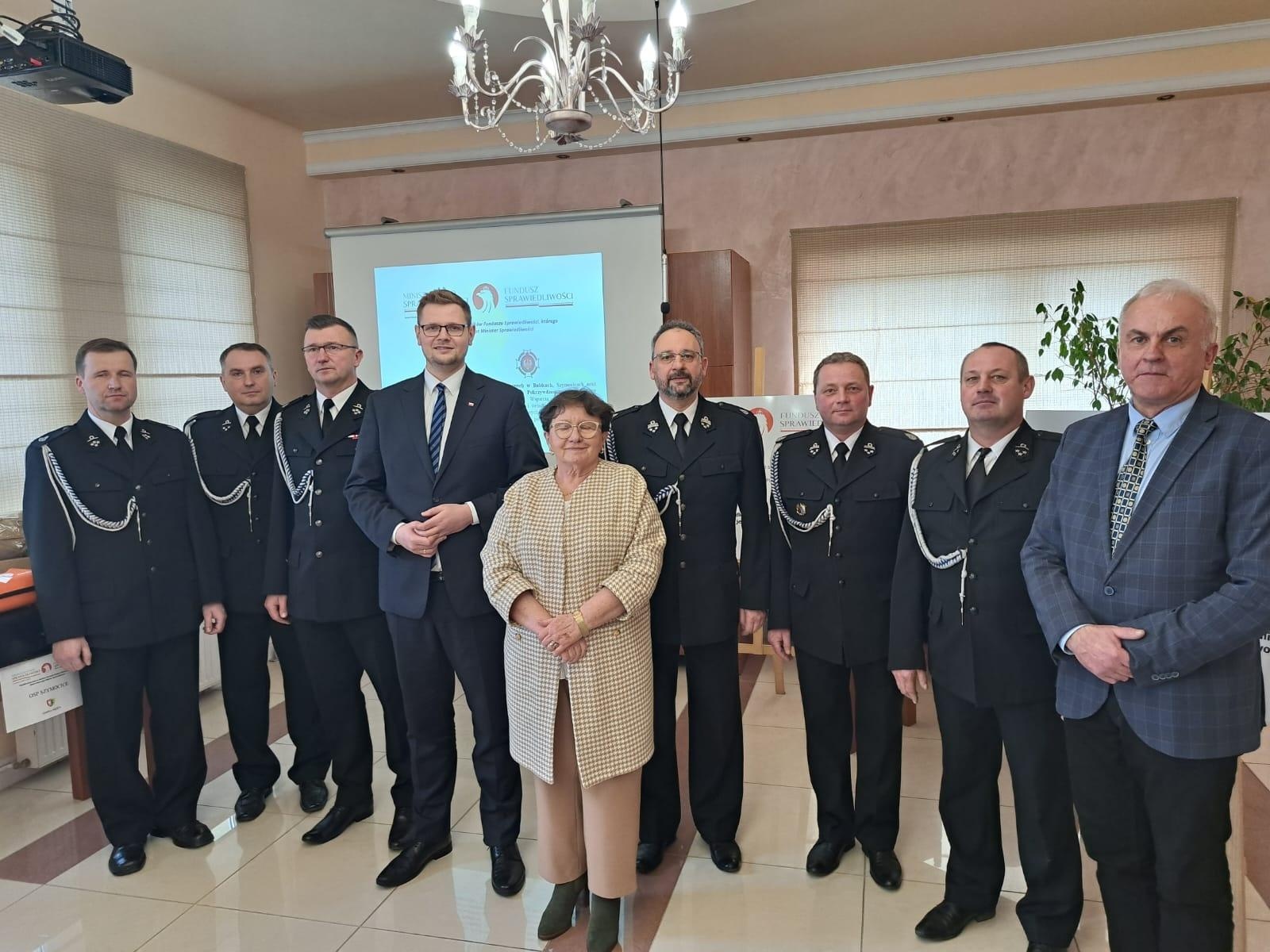 Zdjęcie w galerii na portalu naszraciborz.pl: Strażacy z gmin Pietrowice Wielkie i Nędza z nowym sprzętem wiadomości z regionu