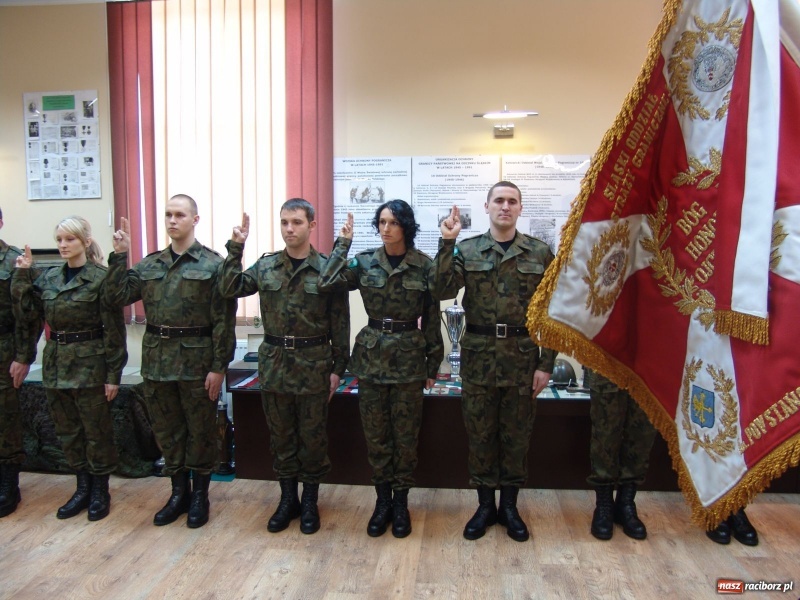 Zdjęcie w galerii na portalu naszraciborz.pl: Ślubowanie nowych funkcjonariuszy wiadomości z regionu