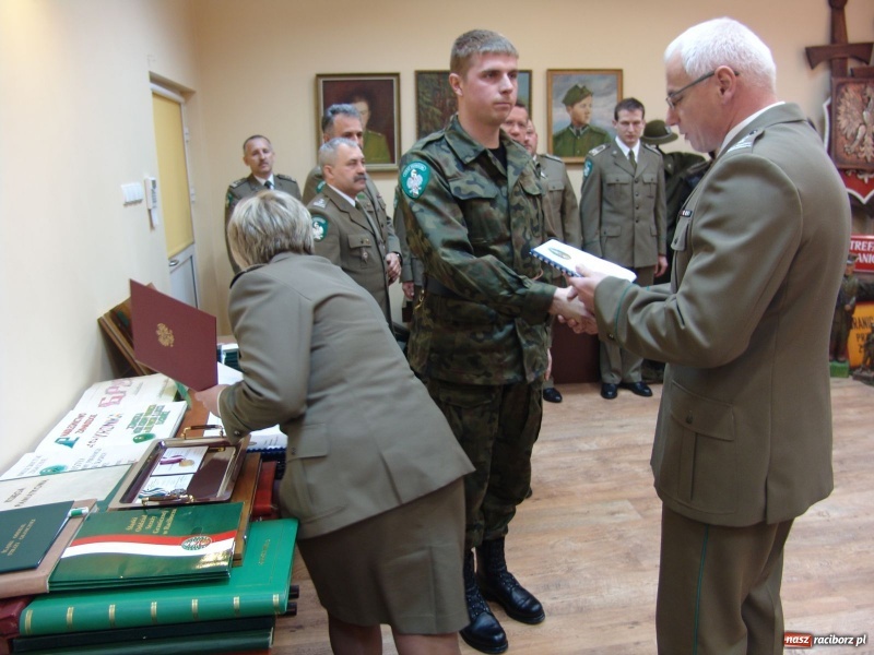Zdjęcie w galerii na portalu naszraciborz.pl: Ślubowanie nowych funkcjonariuszy wiadomości z regionu