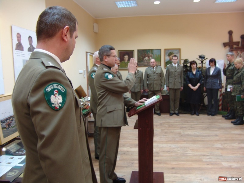 Zdjęcie w galerii na portalu naszraciborz.pl: Ślubowanie nowych funkcjonariuszy wiadomości z regionu