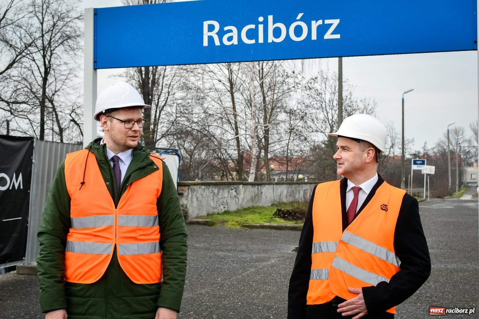 Zdjęcie w galerii na portalu naszraciborz.pl: Inwestycje kolejowe w Raciborzu tematem spotkania wiceministra i członka zarządu PKP wiadomości z regionu
