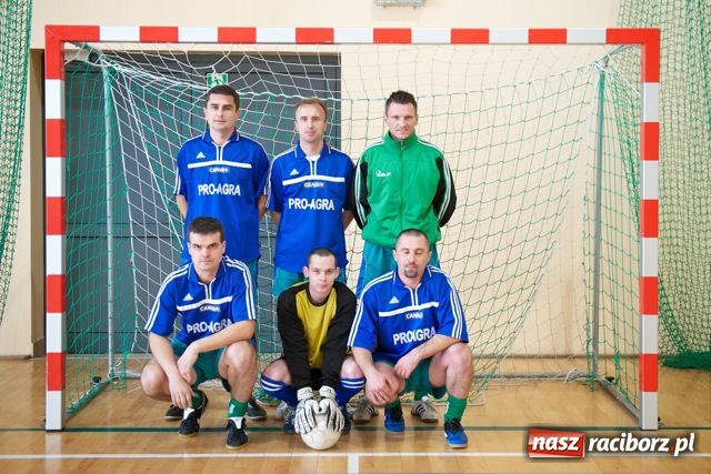 Zdjęcie w galerii na portalu naszraciborz.pl: Włókniarz wygrał II Turniej Sylwestrowy wiadomości z regionu