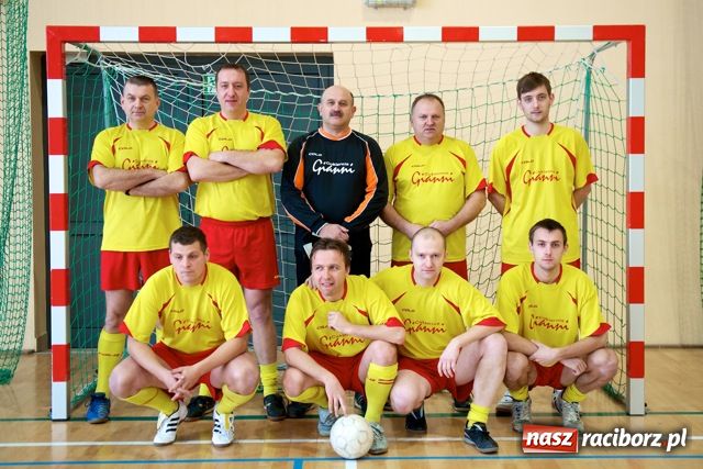 Zdjęcie w galerii na portalu naszraciborz.pl: Włókniarz wygrał II Turniej Sylwestrowy wiadomości z regionu