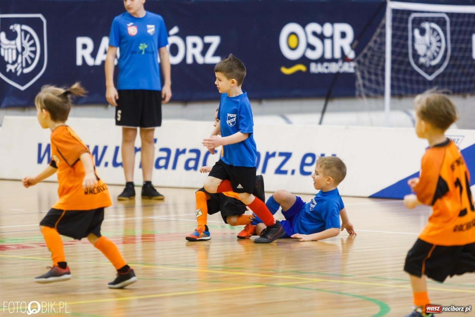Zdjęcie w galerii na portalu naszraciborz.pl: Unia Cup. Halowa rywalizacja rocznika 2016 [FOTO] wiadomości z regionu