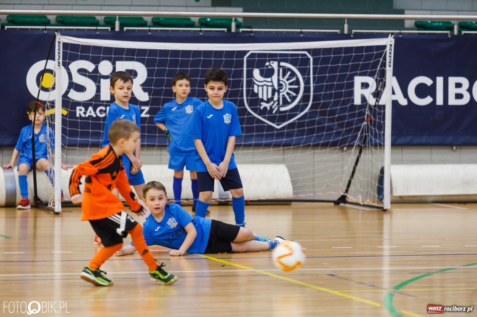 Zdjęcie w galerii na portalu naszraciborz.pl: Unia Cup. Halowa rywalizacja rocznika 2016 [FOTO] wiadomości z regionu