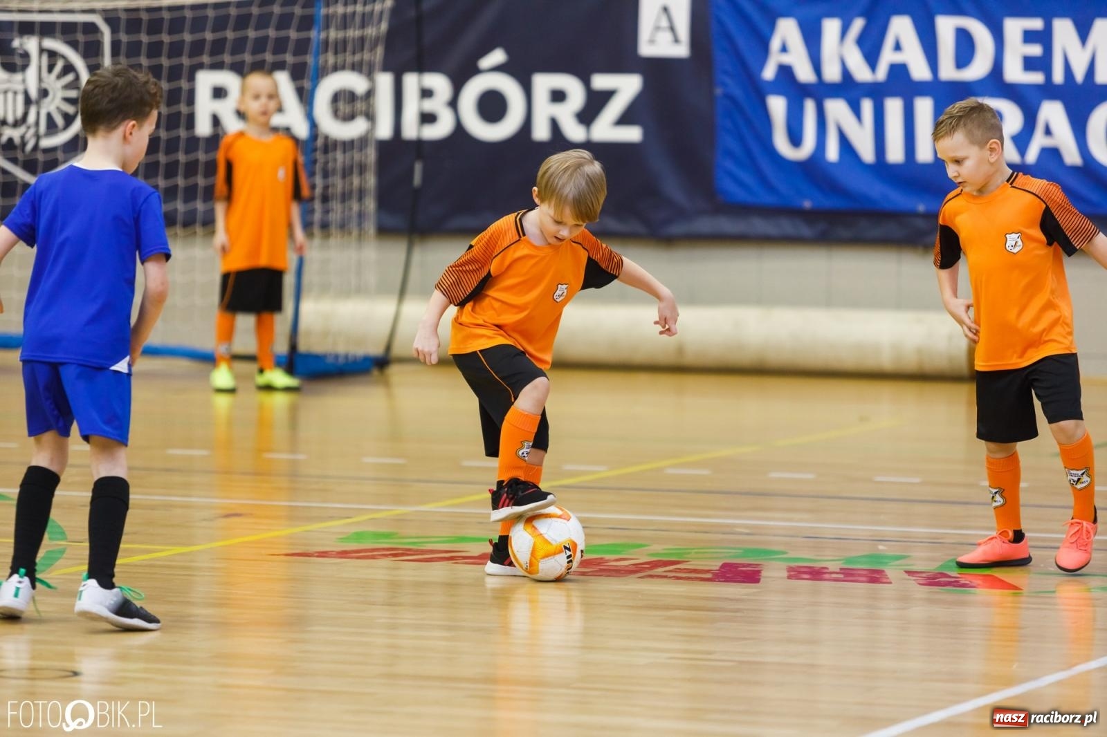 Zdjęcie w galerii na portalu naszraciborz.pl: Unia Cup. Halowa rywalizacja rocznika 2016 [FOTO] wiadomości z regionu
