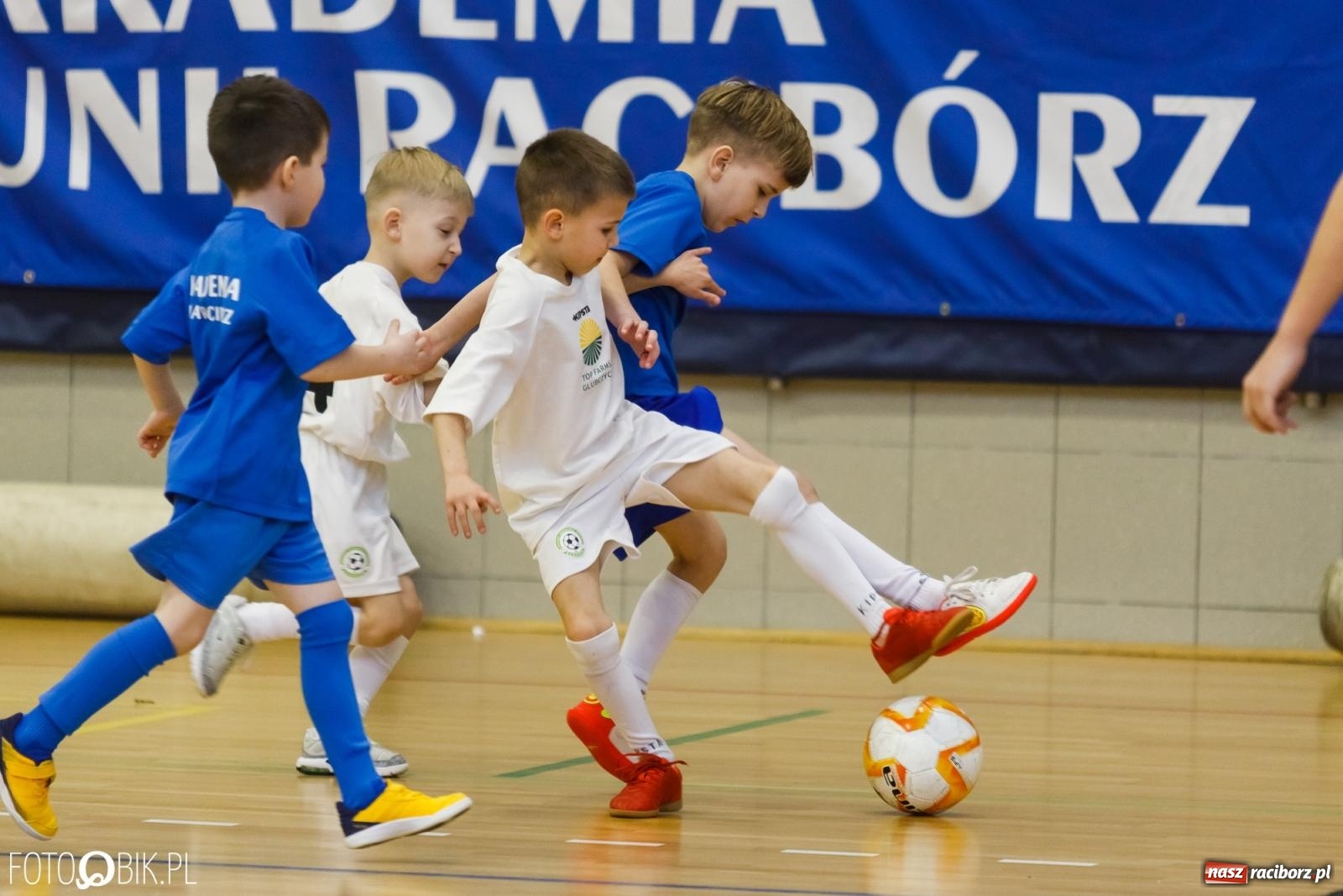 Zdjęcie w galerii na portalu naszraciborz.pl: Unia Cup. Halowa rywalizacja rocznika 2016 [FOTO] wiadomości z regionu