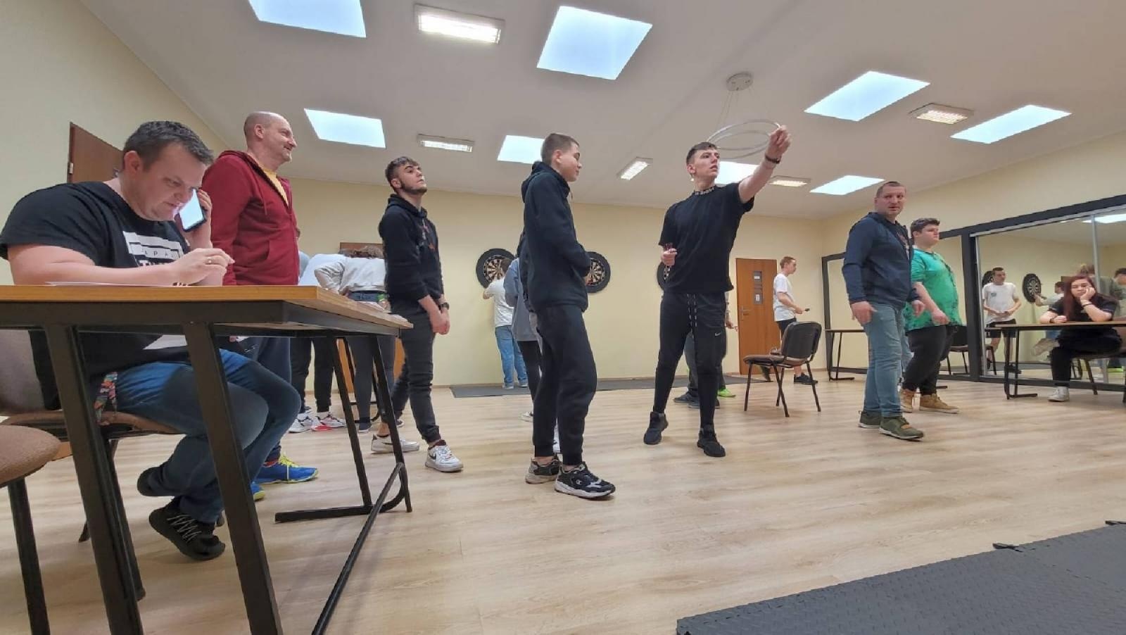 Zdjęcie w galerii na portalu naszraciborz.pl: High Score - drużynowe zawody darta szkół w PCS wiadomości z regionu