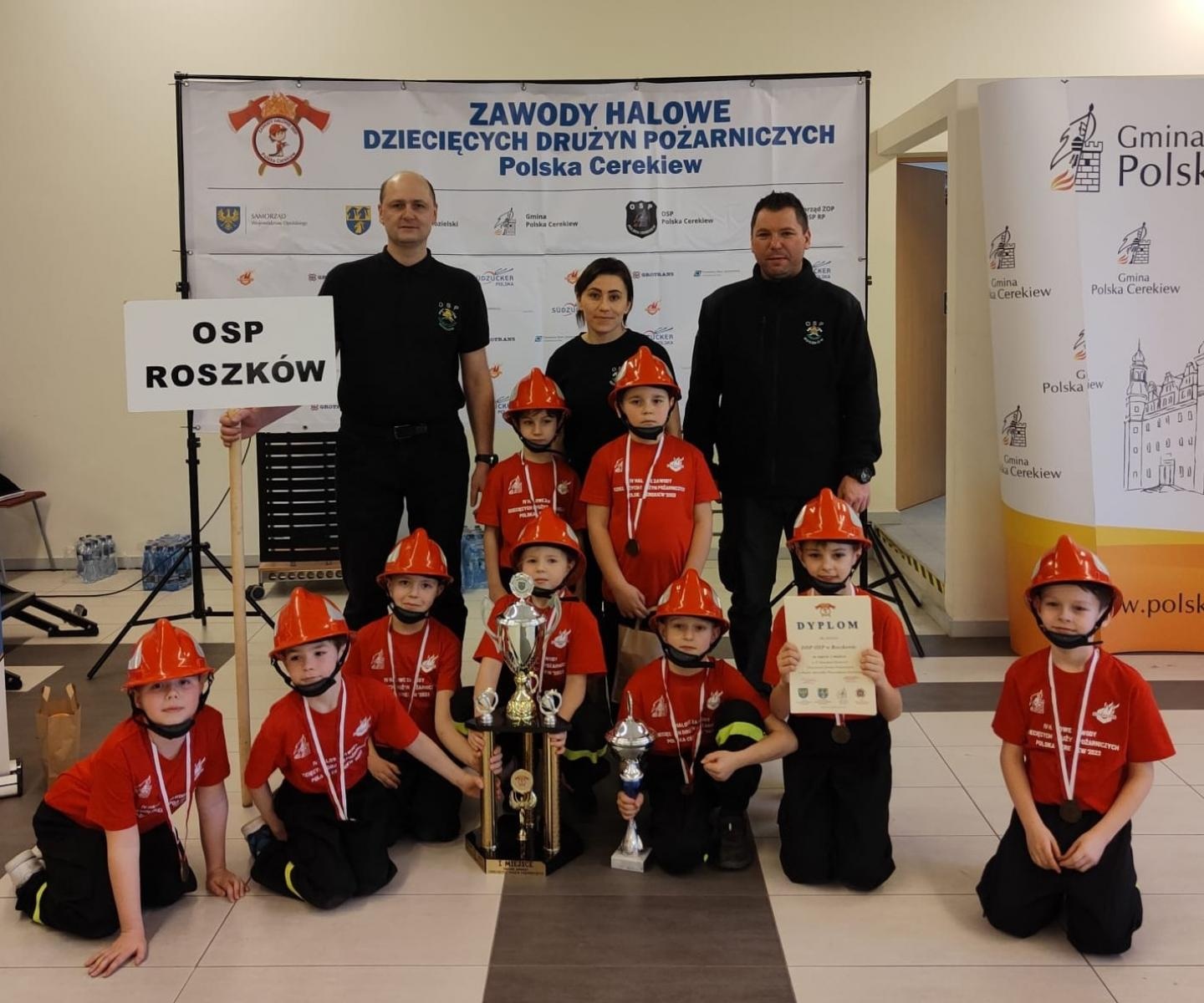 Zdjęcie w galerii na portalu naszraciborz.pl: Dziecięca Drużyna Pożarnicza z Roszkowa wygrywa w Zakrzowie wiadomości z regionu