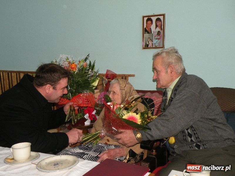 Zdjęcie w galerii na portalu naszraciborz.pl: Huczne 200 lat w Sylwestra wiadomości z regionu