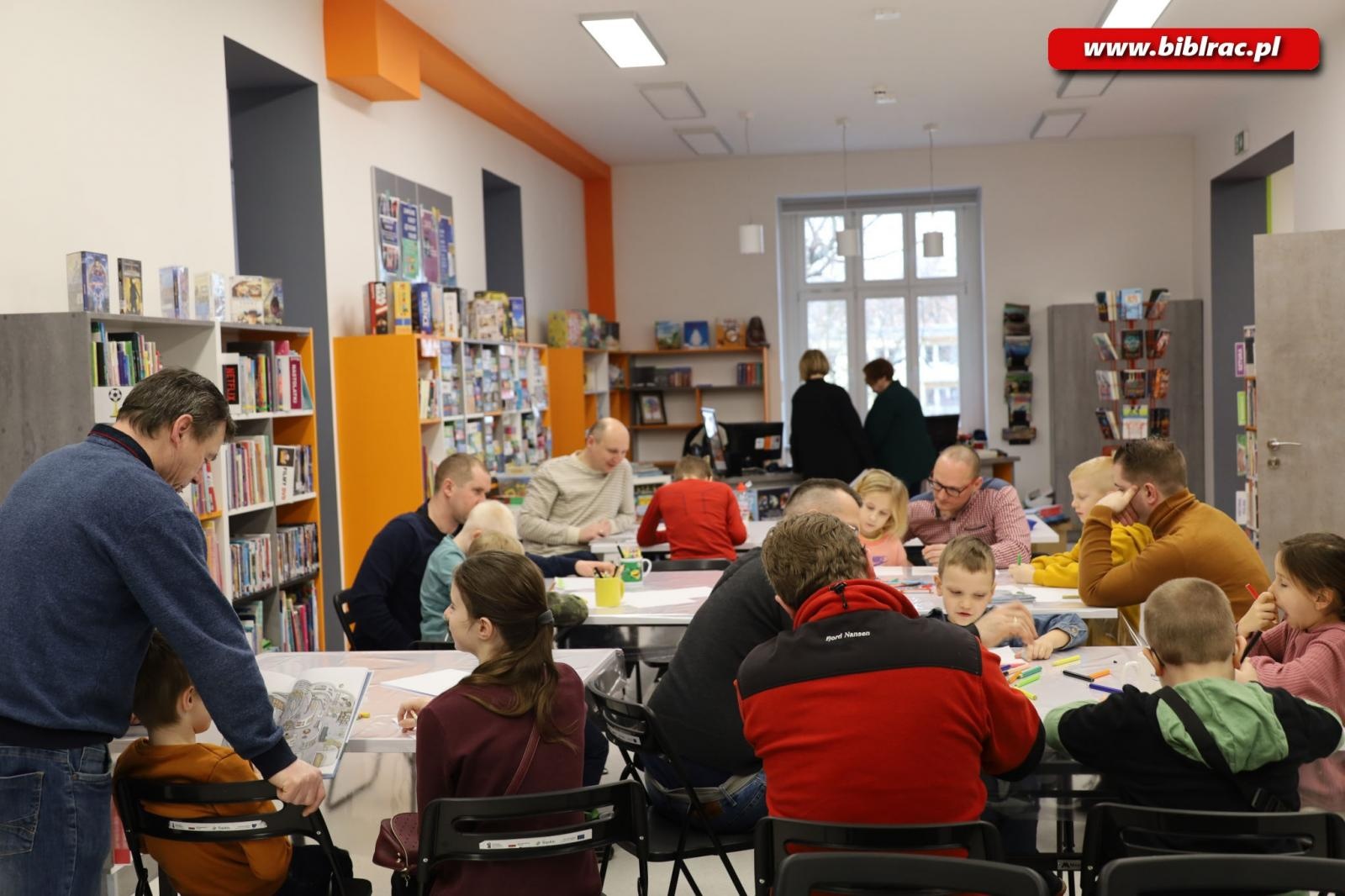 Zdjęcie w galerii na portalu naszraciborz.pl: Co robią uczucia, kiedy mają wolne? wiadomości z regionu