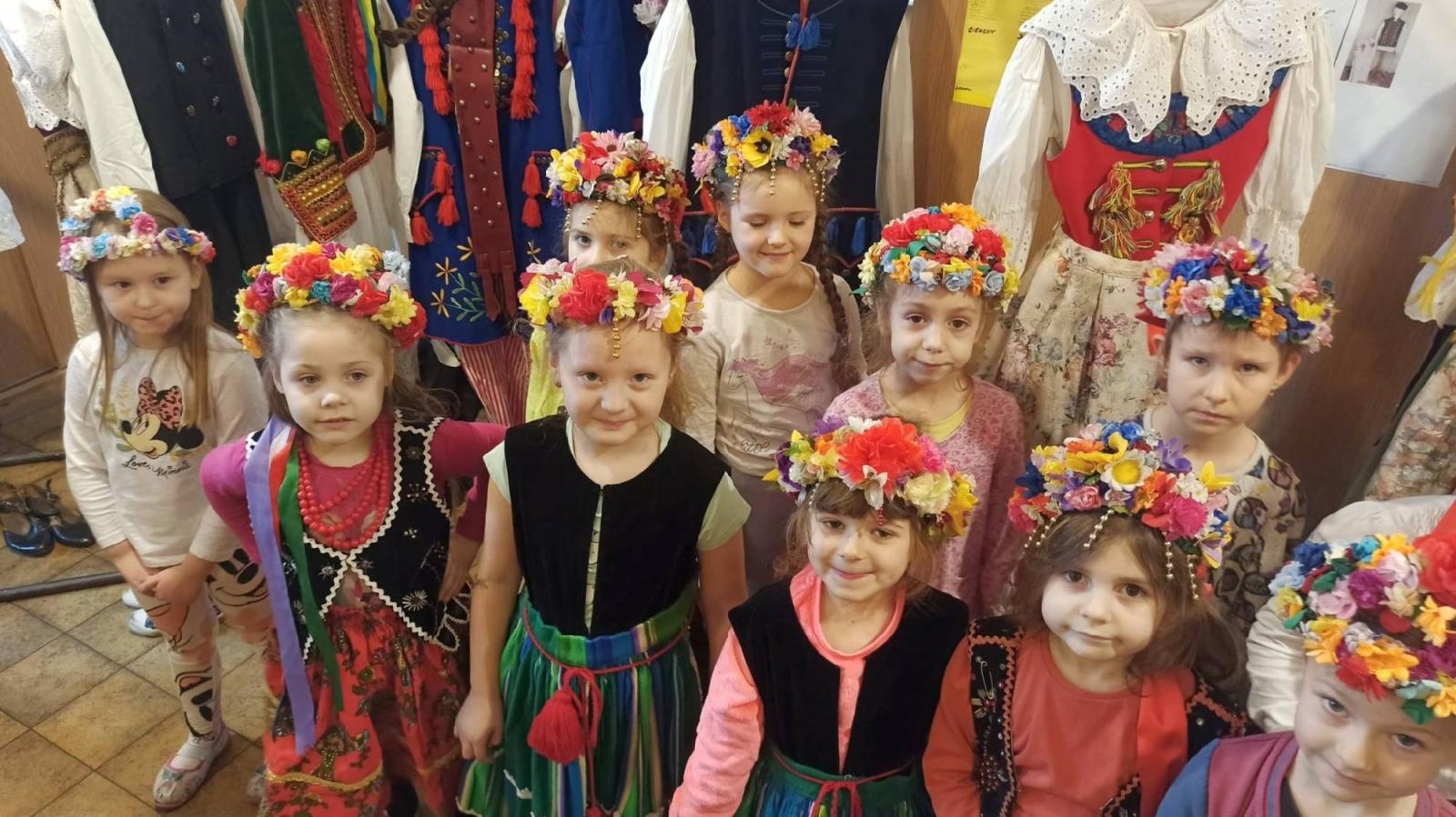 Zdjęcie w galerii na portalu naszraciborz.pl: Strzecha łowi talenty. Przedszkolaki próbowały sił w tańcu wiadomości z regionu