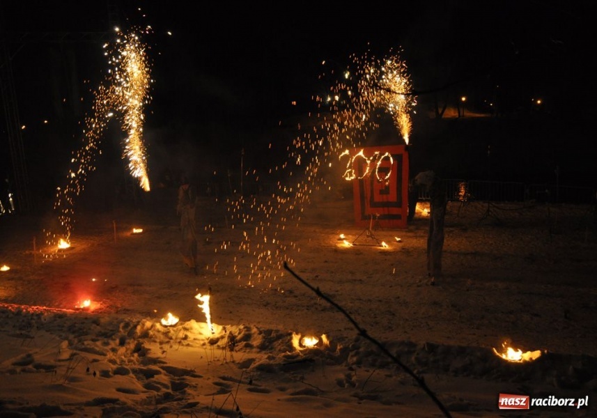 Zdjęcie w galerii na portalu naszraciborz.pl: Nowy rok na bulwarach - fotorelacja wiadomości z regionu