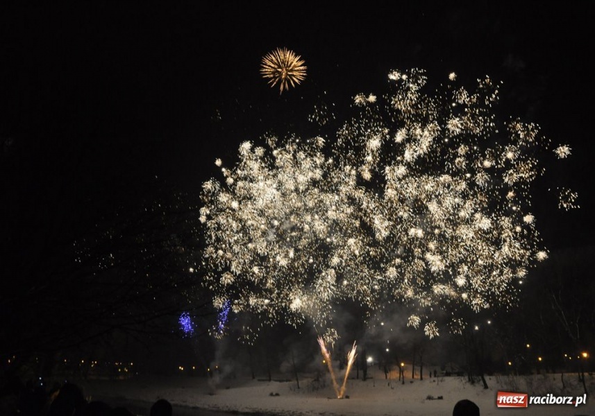 Zdjęcie w galerii na portalu naszraciborz.pl: Nowy rok na bulwarach - fotorelacja wiadomości z regionu