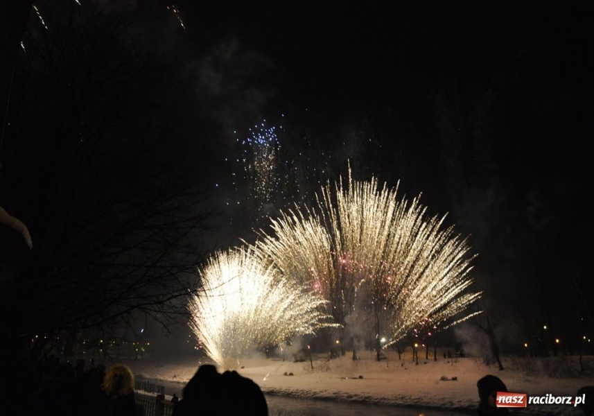 Zdjęcie w galerii na portalu naszraciborz.pl: Nowy rok na bulwarach - fotorelacja wiadomości z regionu