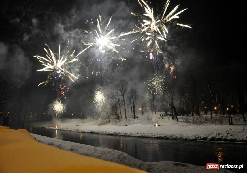 Zdjęcie w galerii na portalu naszraciborz.pl: Nowy rok na bulwarach - fotorelacja wiadomości z regionu