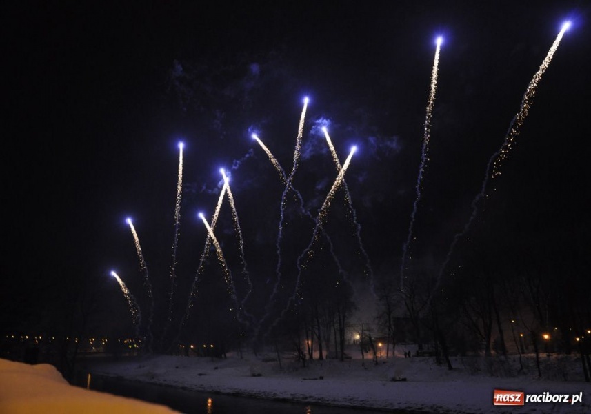 Zdjęcie w galerii na portalu naszraciborz.pl: Nowy rok na bulwarach - fotorelacja wiadomości z regionu