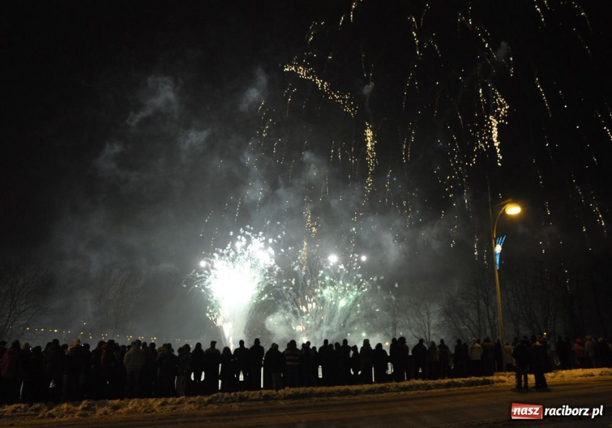 Zdjęcie w galerii na portalu naszraciborz.pl: Nowy rok na bulwarach - fotorelacja wiadomości z regionu