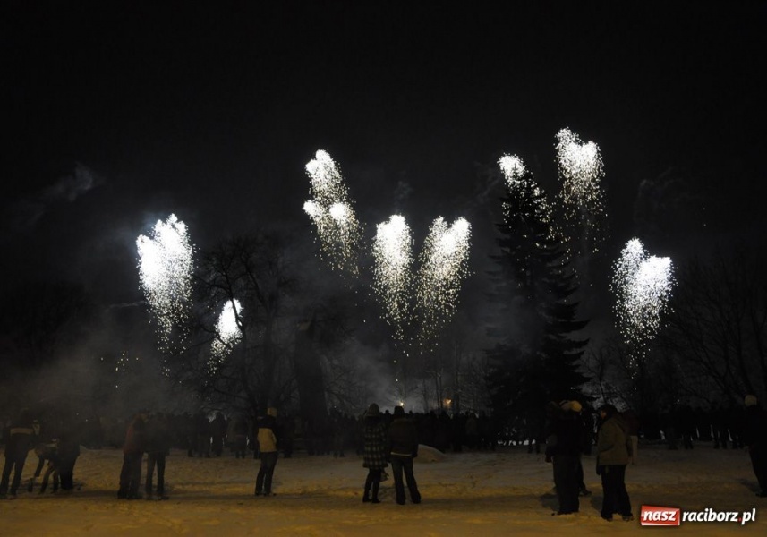 Zdjęcie w galerii na portalu naszraciborz.pl: Nowy rok na bulwarach - fotorelacja wiadomości z regionu