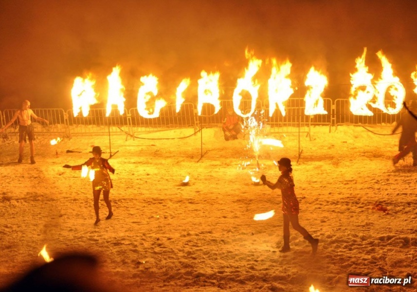 Zdjęcie w galerii na portalu naszraciborz.pl: Nowy rok na bulwarach - fotorelacja wiadomości z regionu