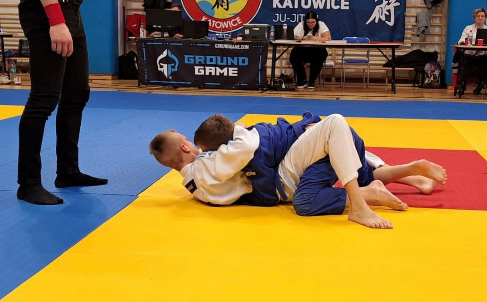 Zdjęcie w galerii na portalu naszraciborz.pl: Łamatorzy na turnieju Ju Jitsu w Katowicach wiadomości z regionu