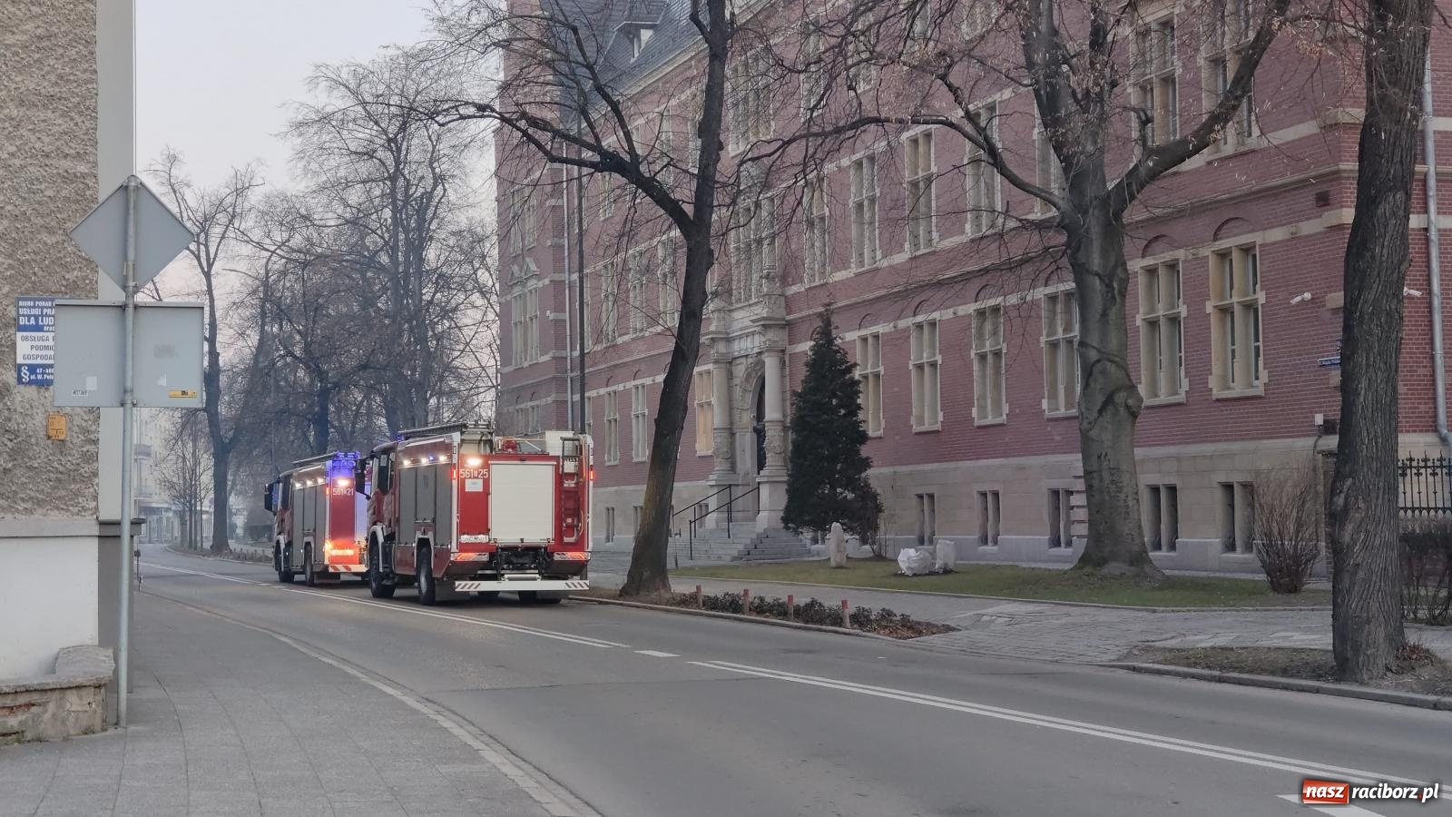 Zdjęcie w galerii na portalu naszraciborz.pl: Raport 998. Poranny alarm z monitoringu przy Wojska Polskiego wiadomości z regionu