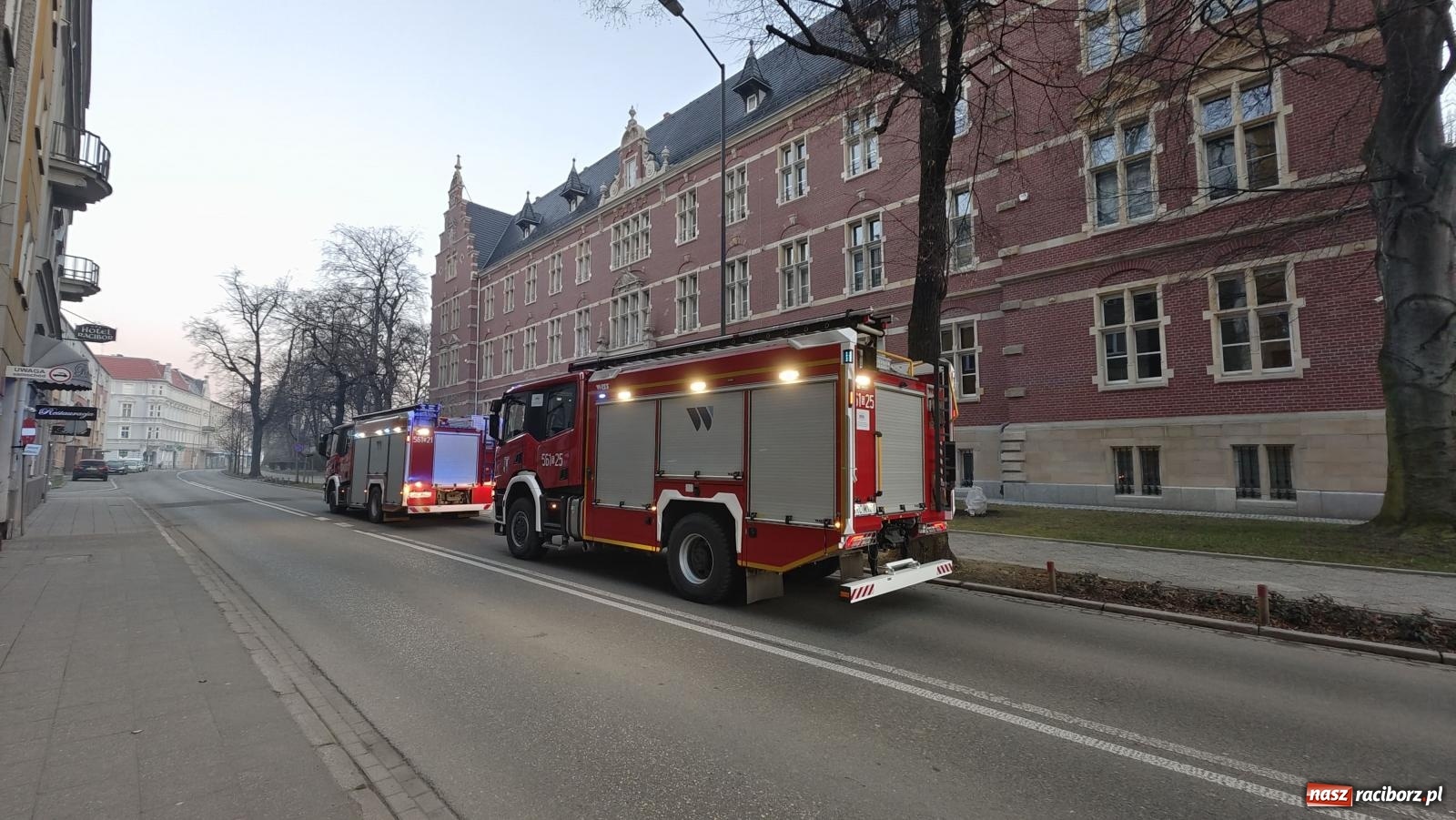 Zdjęcie w galerii na portalu naszraciborz.pl: Raport 998. Poranny alarm z monitoringu przy Wojska Polskiego wiadomości z regionu