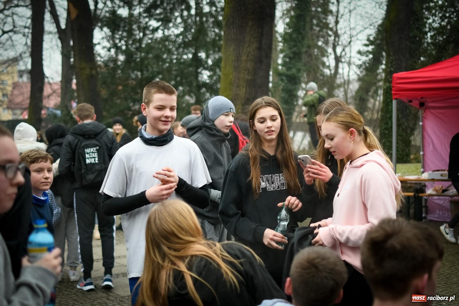 Zdjęcie w galerii na portalu naszraciborz.pl: Uczniowie z raciborskich szkół pobiegli dla Nicole [FOTO i WIDEO] wiadomości z regionu