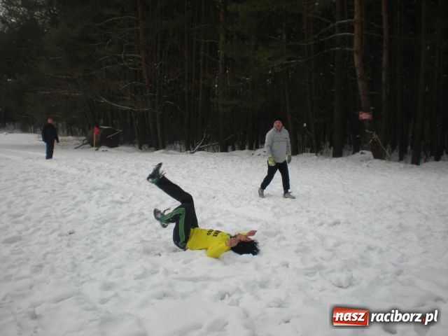 Zdjęcie w galerii na portalu naszraciborz.pl: Mecz piłkarski na powitanie roku wiadomości z regionu