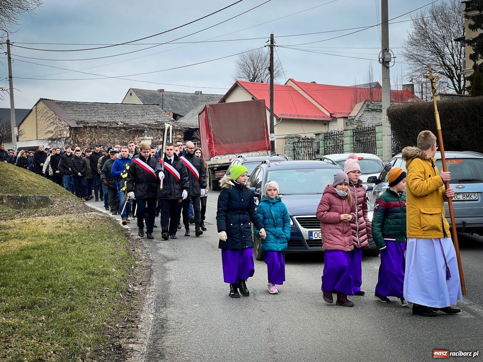 Zdjęcie w galerii na portalu naszraciborz.pl: Pietrowice Wielkie w żałobie. Pożegnano Wilibalda Pawlaska [FOTO i WIDEO] wiadomości z regionu