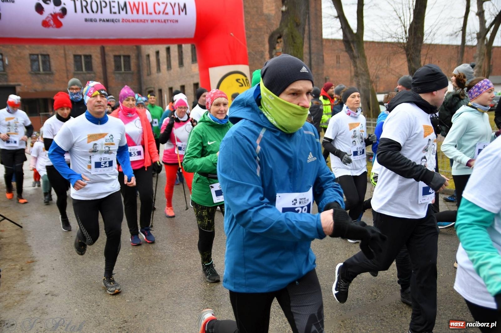 Zdjęcie w galerii na portalu naszraciborz.pl: Tropem Wilczym - Bieg Pamięci Żołnierzy Wyklętych w Raciborzu [FOTO i WIDEO] wiadomości z regionu