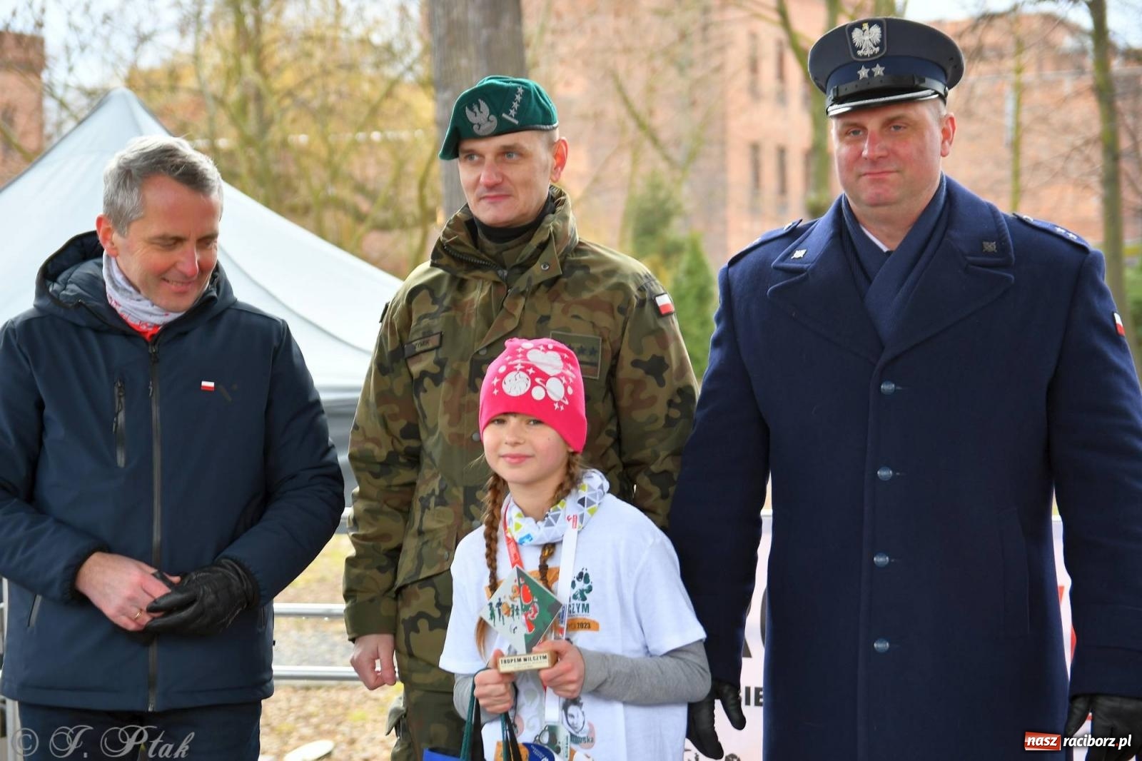 Zdjęcie w galerii na portalu naszraciborz.pl: Tropem Wilczym - Bieg Pamięci Żołnierzy Wyklętych w Raciborzu [FOTO i WIDEO] wiadomości z regionu