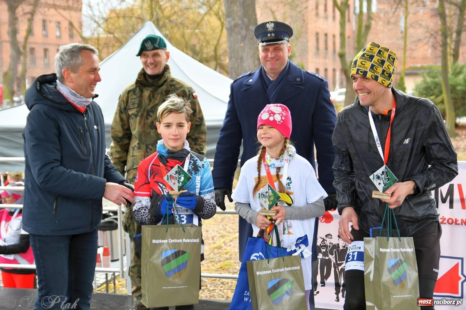 Zdjęcie w galerii na portalu naszraciborz.pl: Tropem Wilczym - Bieg Pamięci Żołnierzy Wyklętych w Raciborzu [FOTO i WIDEO] wiadomości z regionu