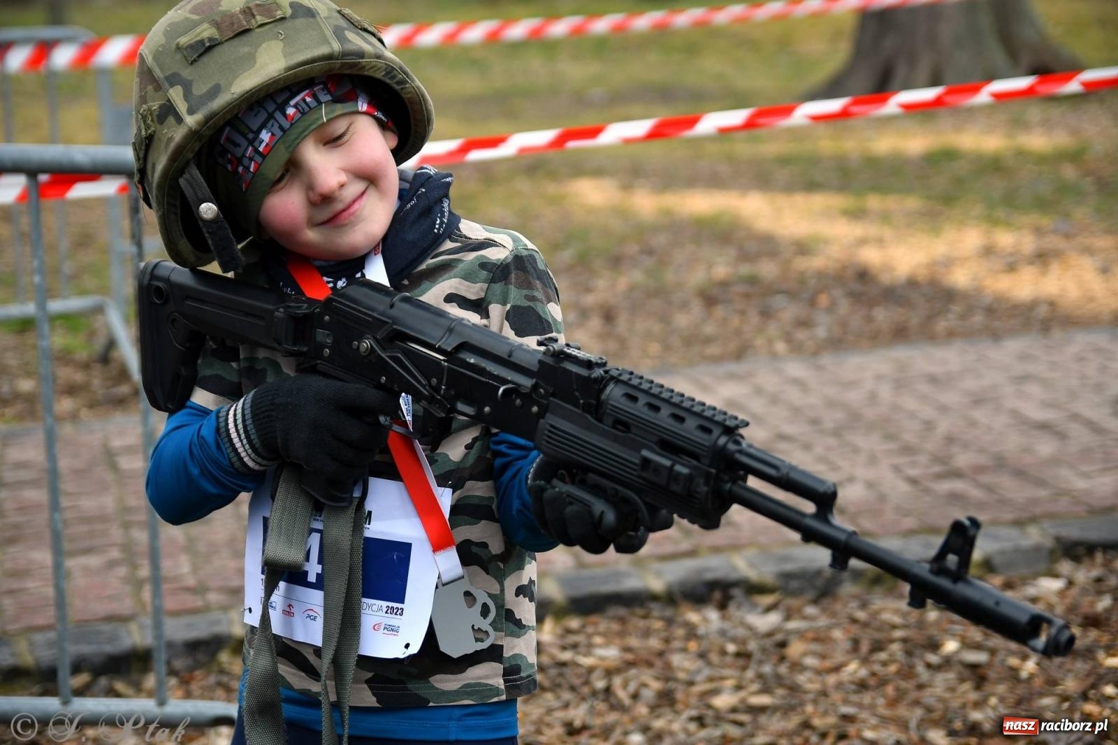 Zdjęcie w galerii na portalu naszraciborz.pl: Tropem Wilczym - Bieg Pamięci Żołnierzy Wyklętych w Raciborzu [FOTO i WIDEO] wiadomości z regionu