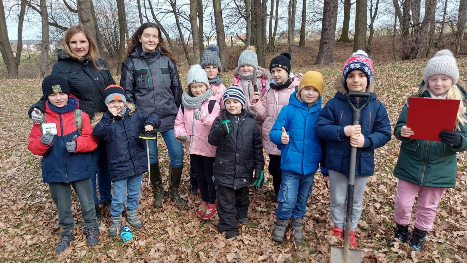 Zdjęcie w galerii na portalu naszraciborz.pl: Brzeska SP 3 w projekcie Tradycyjny sad wiadomości z regionu