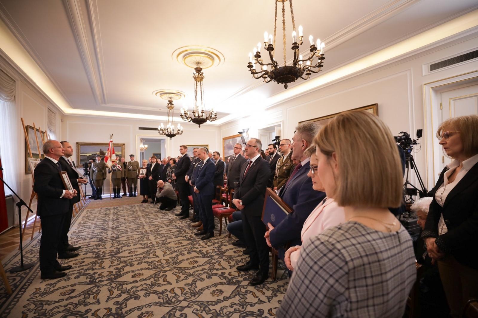 Zdjęcie w galerii na portalu naszraciborz.pl: W Belwederze ogłoszono nazwiska osób, których szczątki zidentyfikował IPN. Wśród nich są ofiary z raciborskiego więzienia wiadomości z regionu