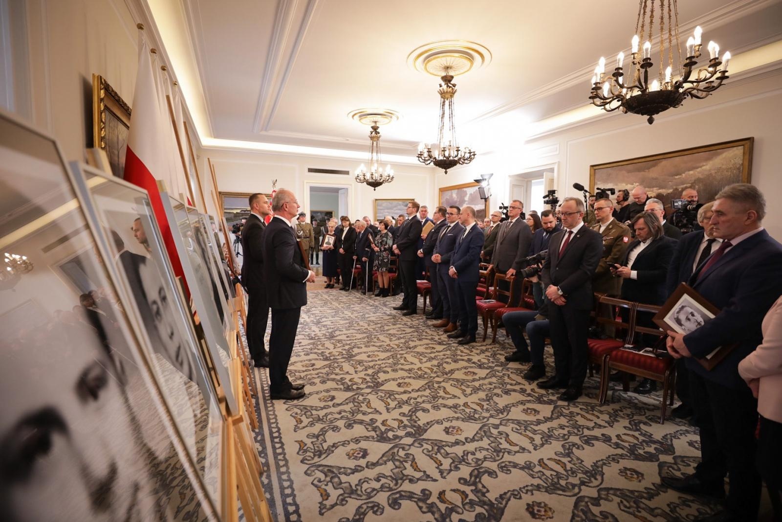 Zdjęcie w galerii na portalu naszraciborz.pl: W Belwederze ogłoszono nazwiska osób, których szczątki zidentyfikował IPN. Wśród nich są ofiary z raciborskiego więzienia wiadomości z regionu