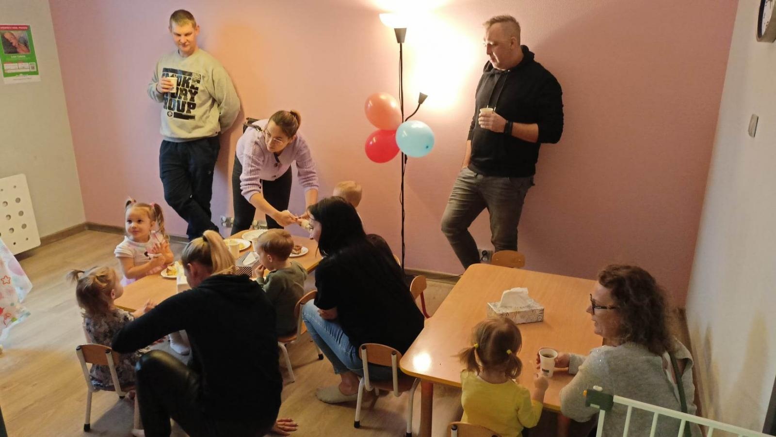 Zdjęcie w galerii na portalu naszraciborz.pl: Rodziny z Dziupli otworzyły serce dla Leona wiadomości z regionu