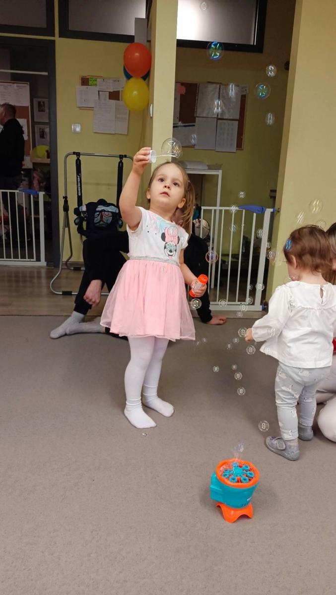Zdjęcie w galerii na portalu naszraciborz.pl: Rodziny z Dziupli otworzyły serce dla Leona wiadomości z regionu