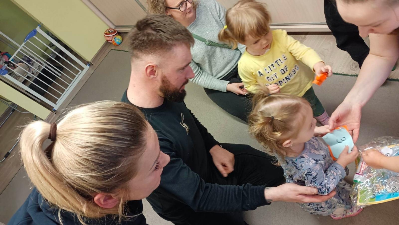 Zdjęcie w galerii na portalu naszraciborz.pl: Rodziny z Dziupli otworzyły serce dla Leona wiadomości z regionu